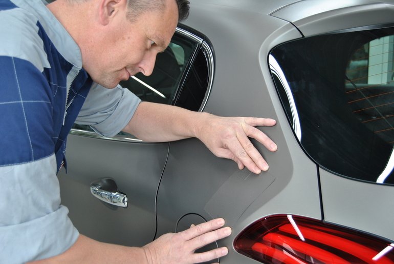 Standox Reparaturanleitung für neue Peugeot-Sonderlackierung